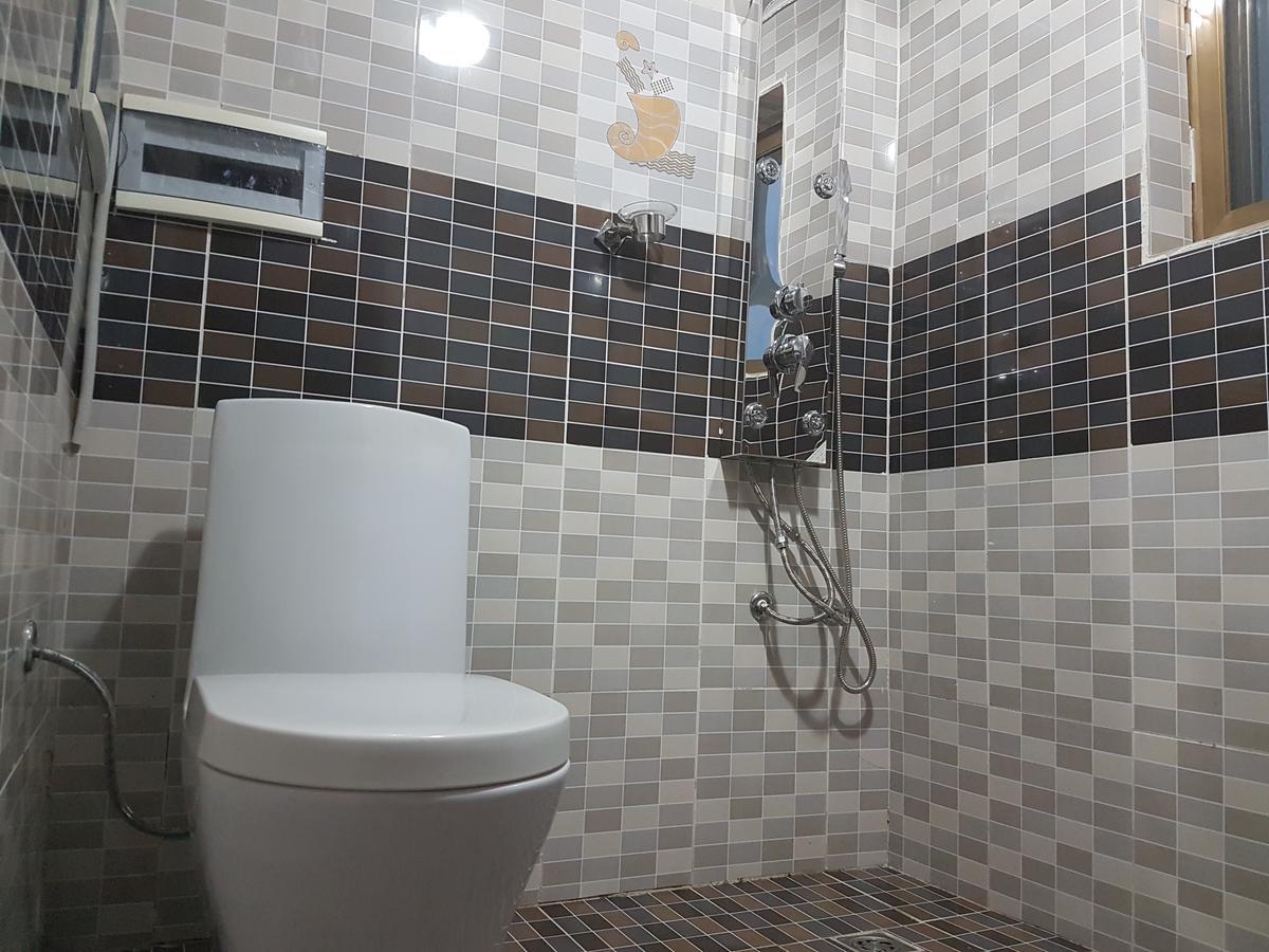 Mbayaville Hotel ドゥアラ エクステリア 写真