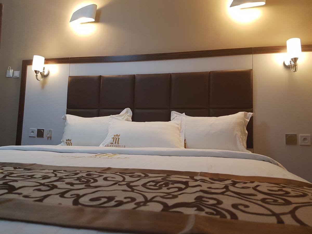 Mbayaville Hotel ドゥアラ エクステリア 写真
